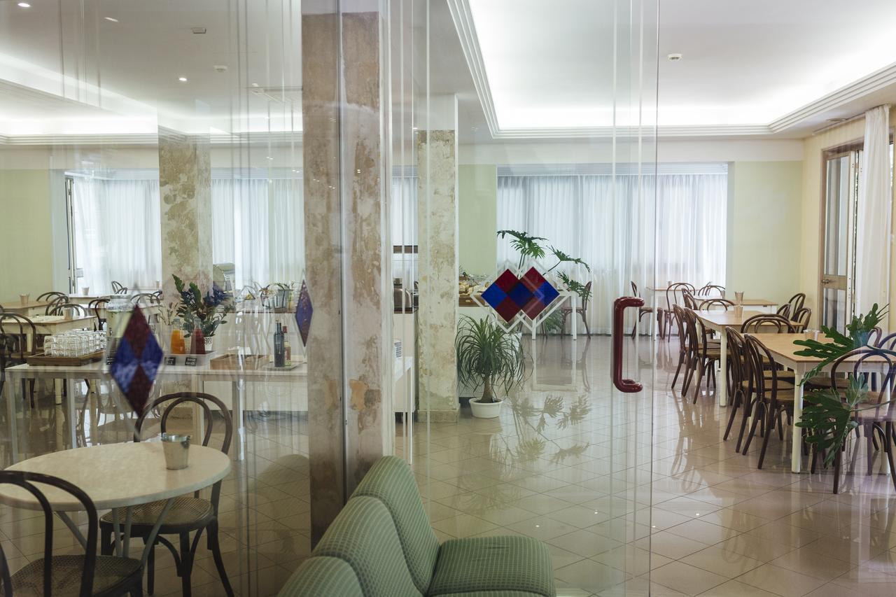 Hotel Montecarlo Rimini Dış mekan fotoğraf