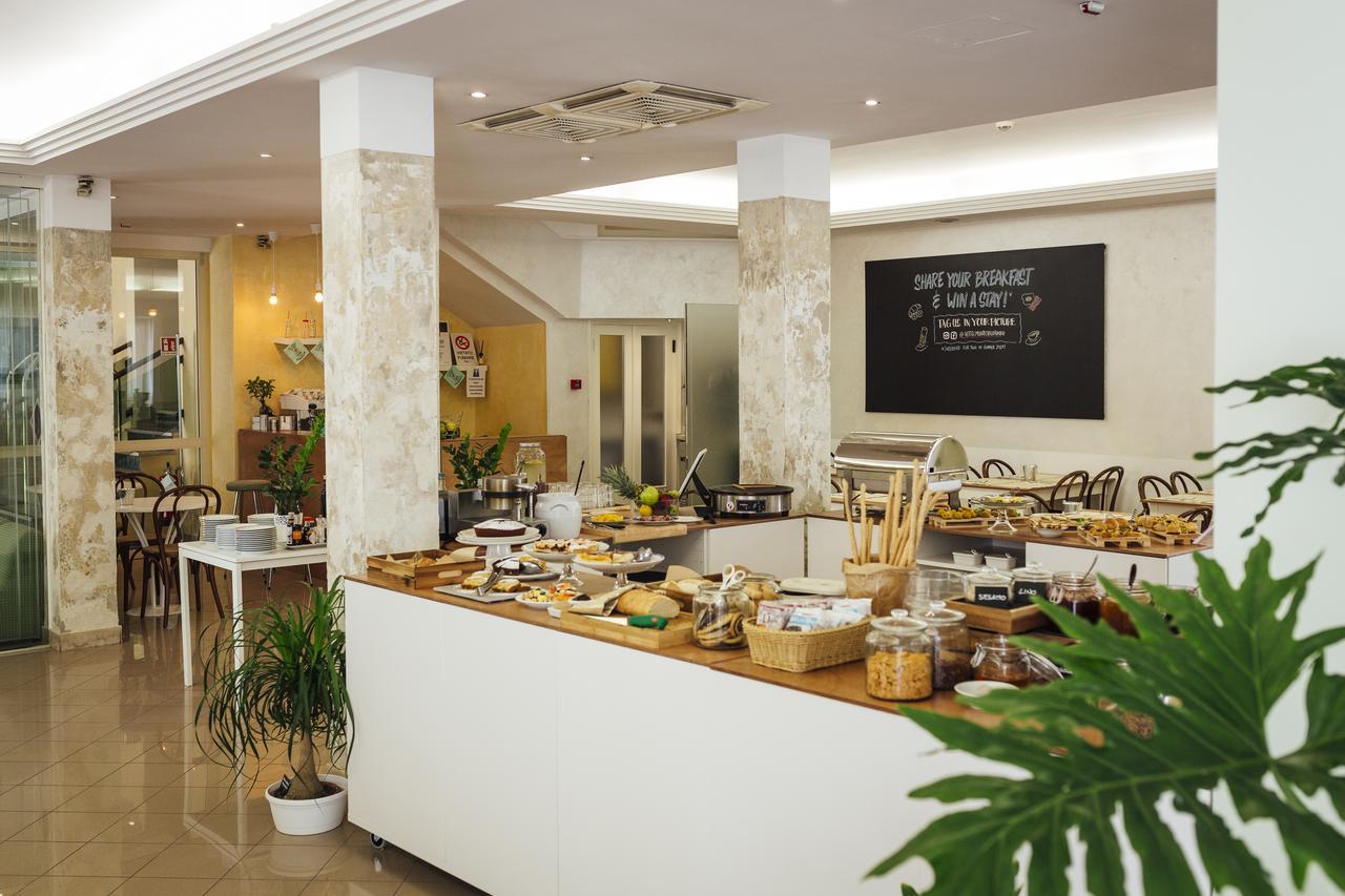Hotel Montecarlo Rimini Dış mekan fotoğraf